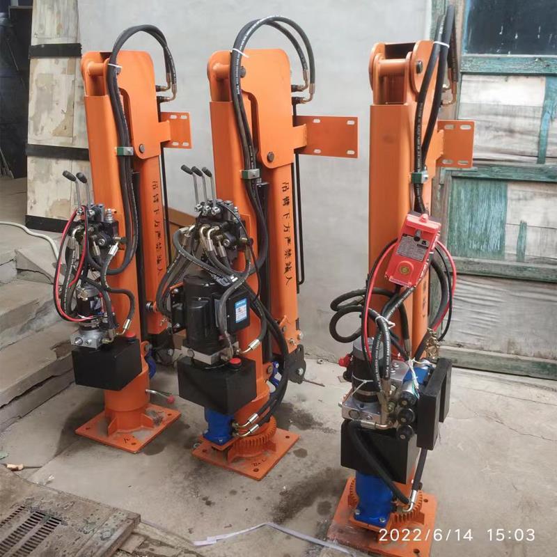 清城区重汽蓝牌随车吊 3.2吨 国六动力强 液压驱动 农用自卸起重机